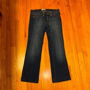 RICKY SARKANY  SIZE 27 CUFFED DARK JEANS  EUC ARGENTINA